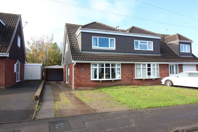 Tunstall Road, Kingswinford DY6 3 bed semi