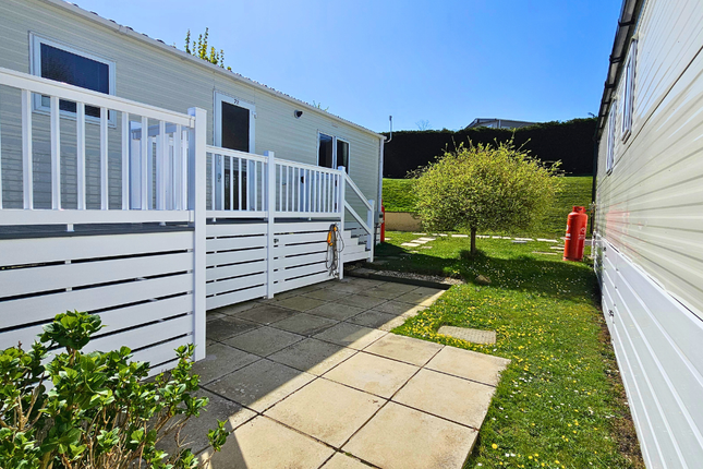 Bridport DT6 2 bed park home for sale