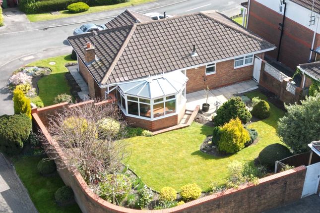Queensbury Avenue, Outwood... 3 bed bungalow for sale