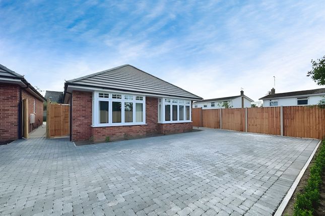 2 bedroom detached bungalow for sale