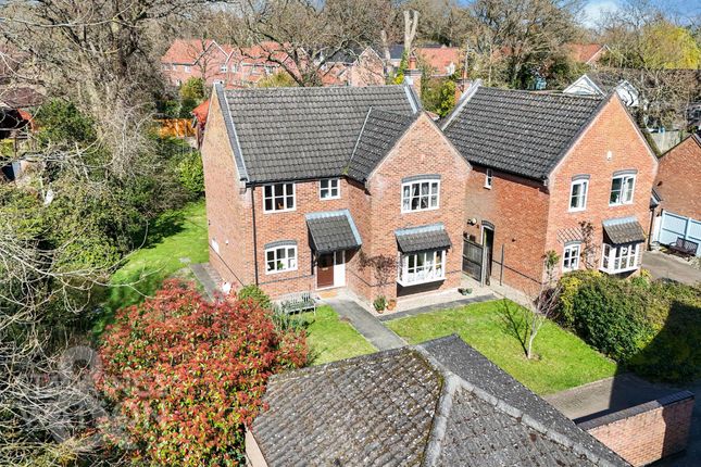 4 bed detached house