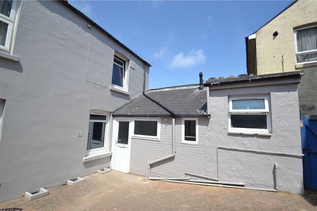 2 bed detached house