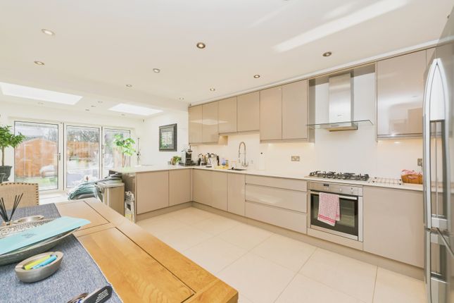 4 bedroom terraced house for sale