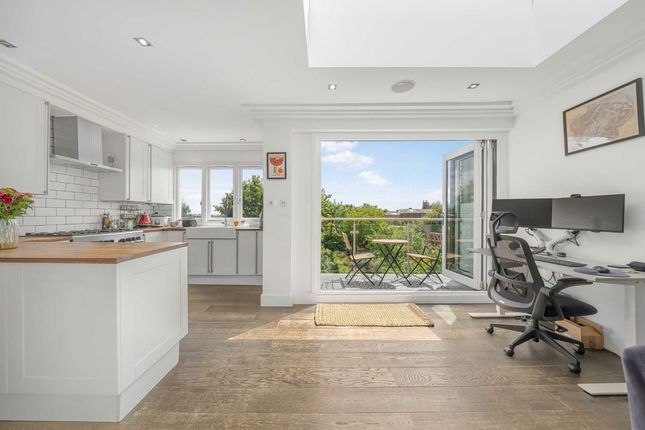 Gondar Gardens, London NW6 2 bed flat for sale