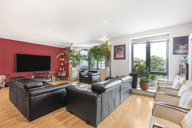 2 bed flat
