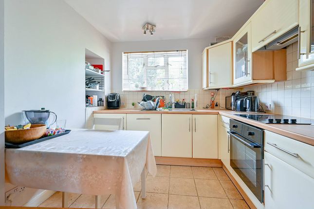 Southfield Road, Chiswick, London, W4 2 bed flat for sale
