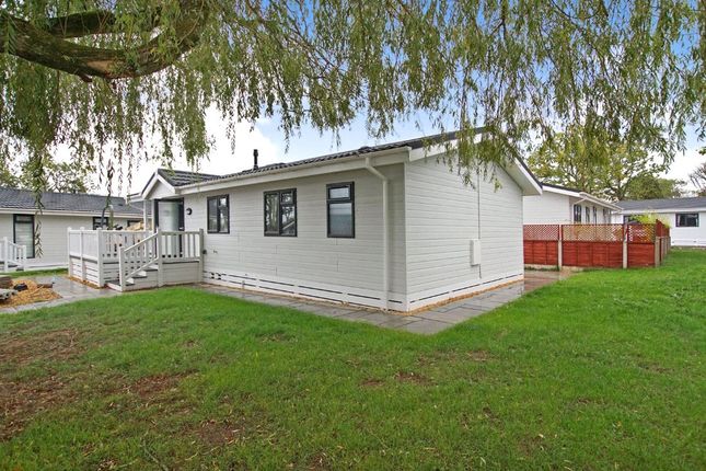 2 bedroom mobile home for sale