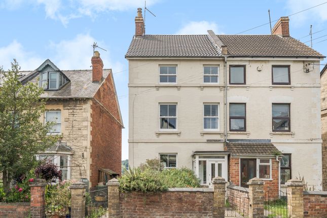 4 bed semi-detached house