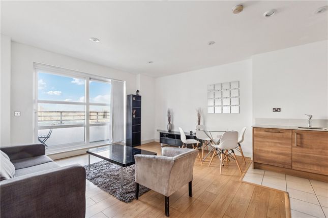 Cornell Square, London, SW8 2 bed apartment for sale