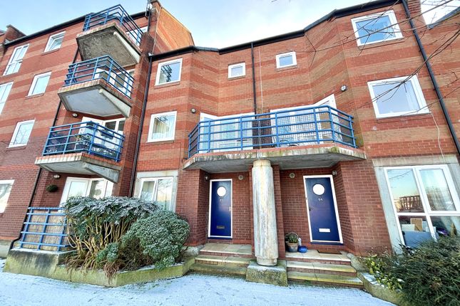 Princes Reach, Preston PR2 3 bed terraced house for sale