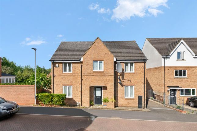 4 bed detached house