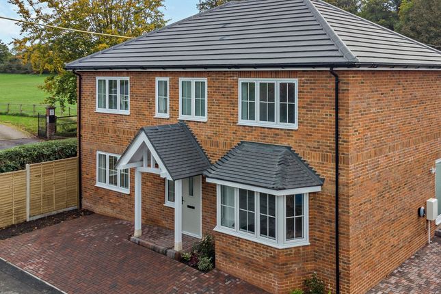 St. Margarets, Crownfields, Odiham, RG29 4 bed detached house for sale