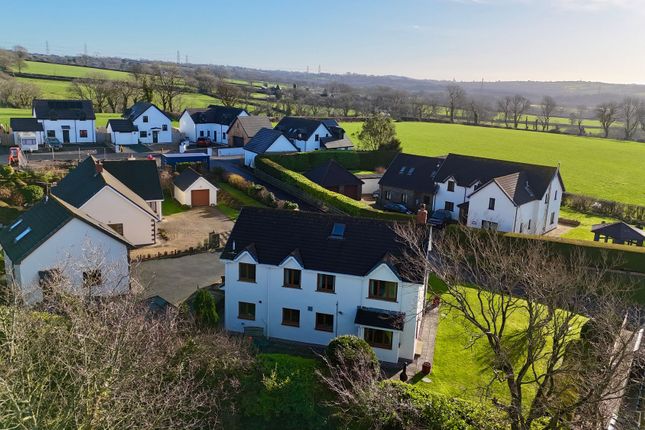 6 bedroom detached house for sale