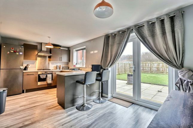 3 bed detached house