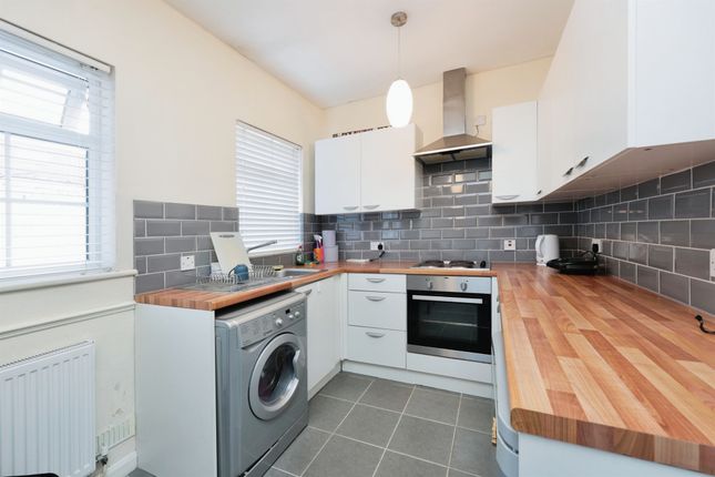 1 bedroom ground floor flat for sale
