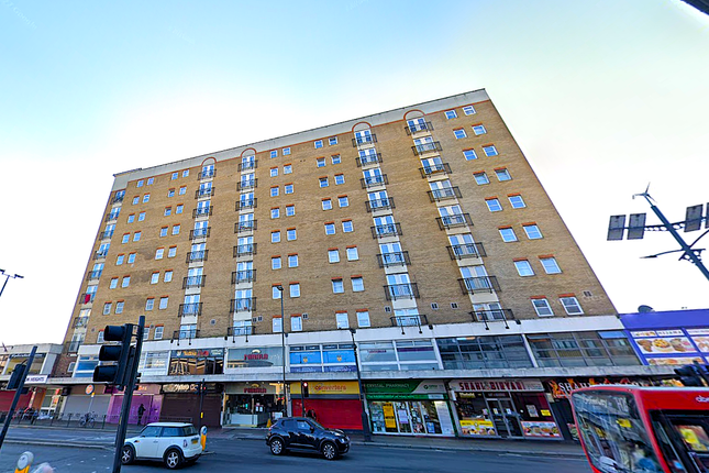 High Street, Hounslow 1 bed apartment for sale