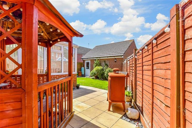 3 bed semi-detached house
