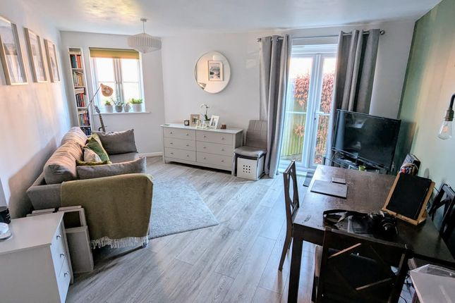 Somerville Rise, Bracknell, RG12 2 bed ground floor flat for sale