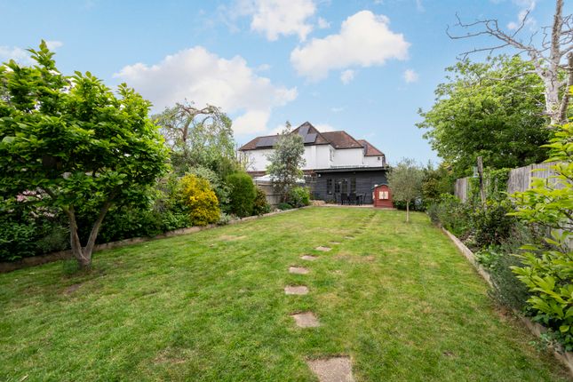 Beverley Way, Raynes Park SW20 3 bed semi