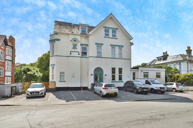 1 bed flat