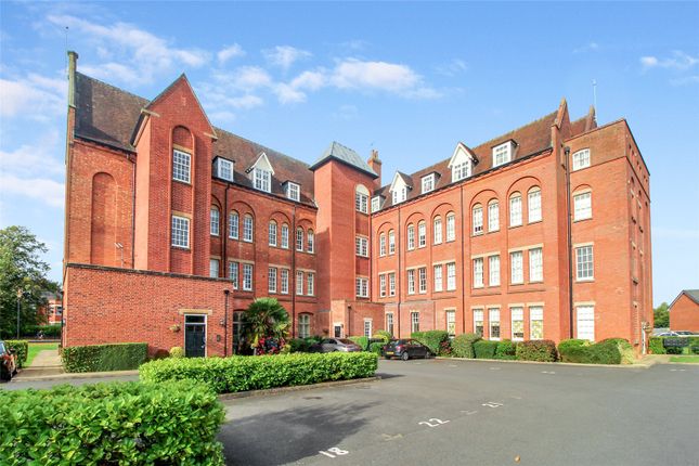 Salisbury Close, Crewe, Cheshire, CW2 1 bed apartment for sale