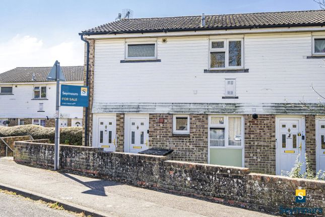 Clover Road, Surrey GU2 1 bed flat for sale