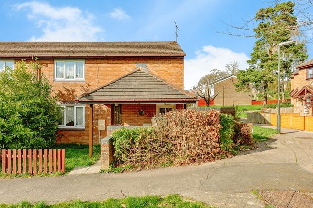 1 bedroom maisonette for sale