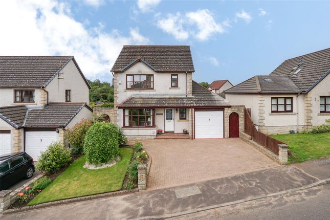 3 bed detached house