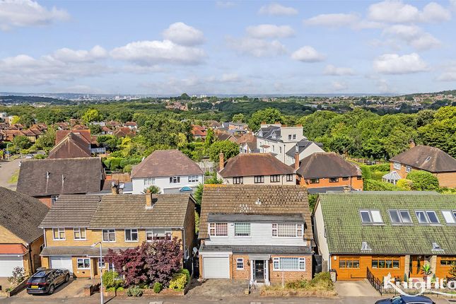 Bancroft Avenue, Buckhurst Hill IG9 4 bed detached house for sale
