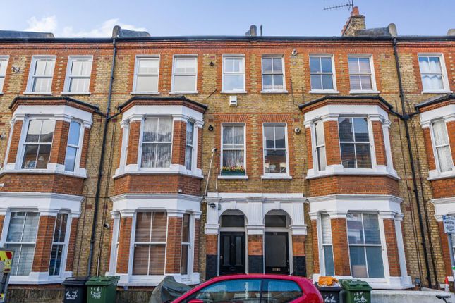 3 bed flat