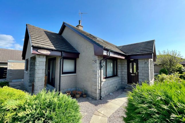 6 bedroom detached bungalow for sale