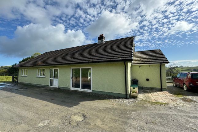 Esgardawe, Llandeilo, SA19 3 bed property with land for sale