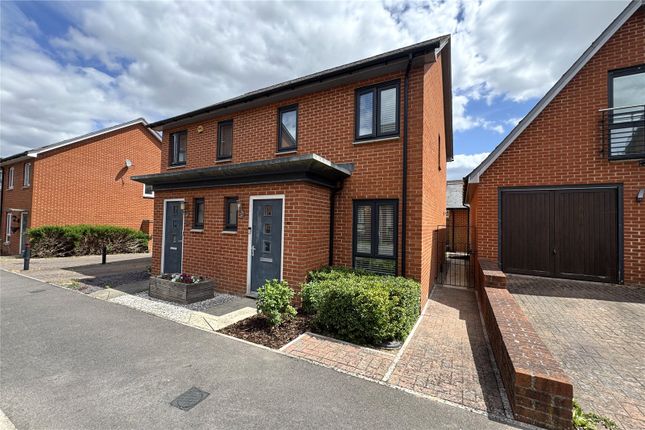 2 bedroom semi-detached house for sale