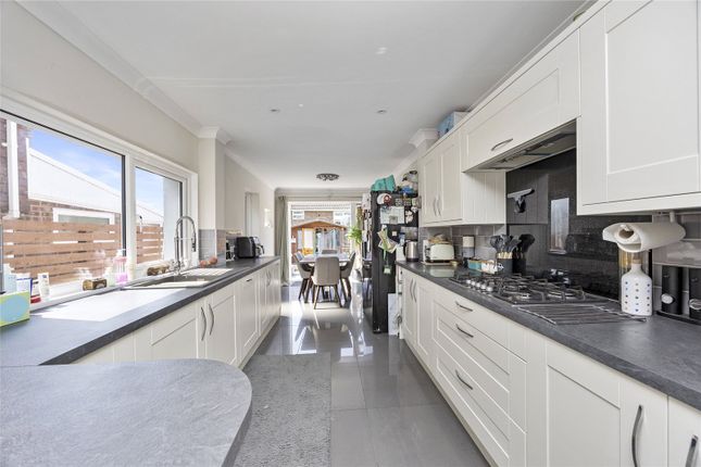 Penhill Road, Lancing, West Sussex, BN15 4 bed semi
