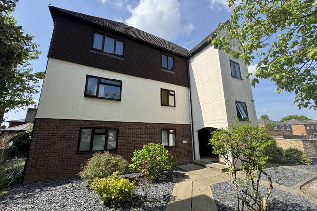 2 bed flat