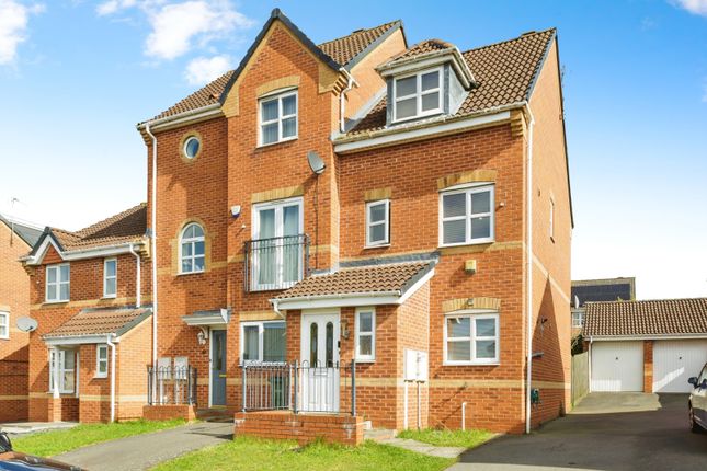 4 bedroom semi-detached house for sale