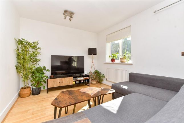 2 bed flat