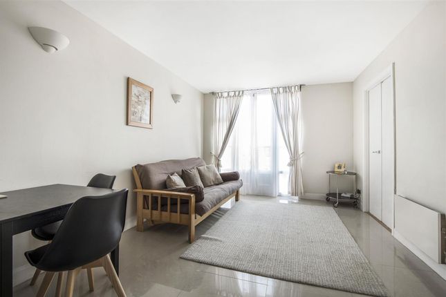 Park East Building, Fairfield Road... 1 bed apartment for sale