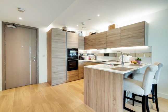 Hampton Apartments, Woolwich... 2 bed flat for sale