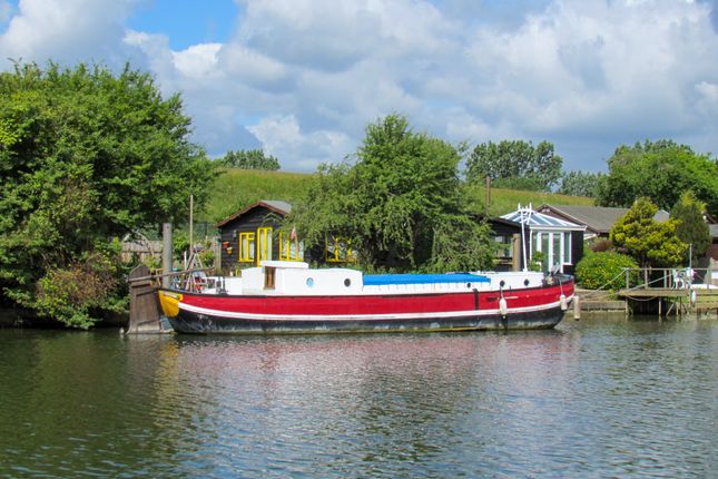 1 bedroom house boat for sale