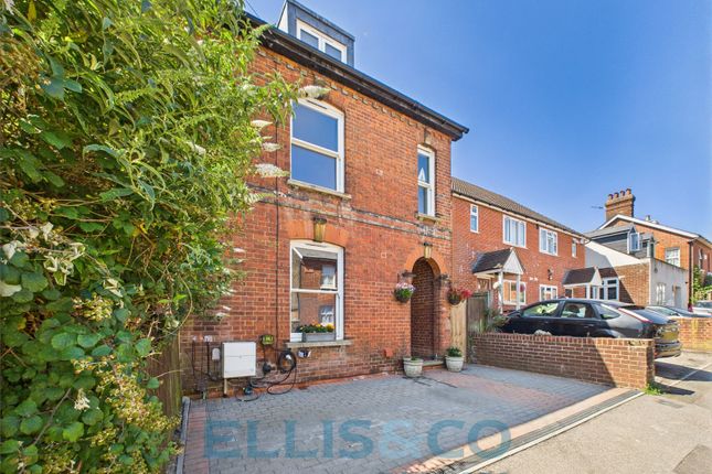 Albert Road, Tonbridge, TN9 4 bed semi