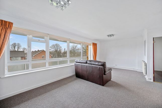 Dove Park, Pinner, HA5 2 bed apartment for sale