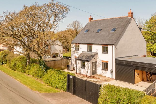 5 bed detached house