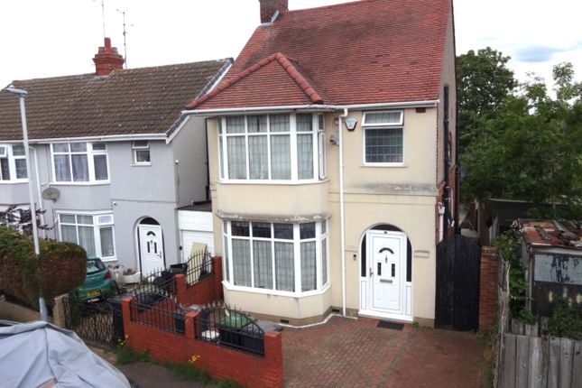 4 bed detached house