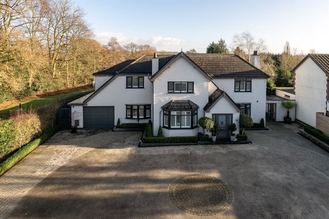 4 bed detached house