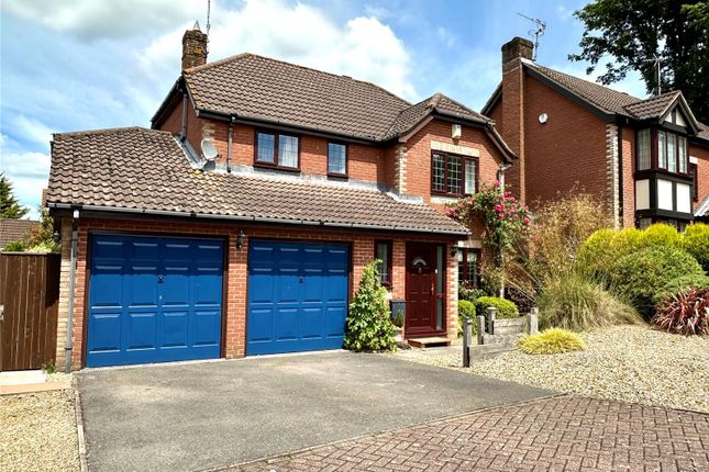 4 bed detached house