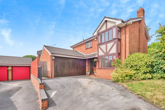 4 bed detached house