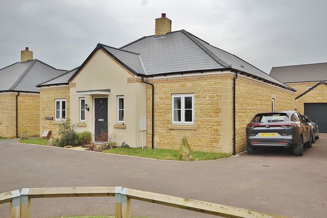 Holloway Lane, Minster Lovell, OX29 3 bed detached bungalow for sale