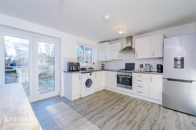 3 bed semi-detached house