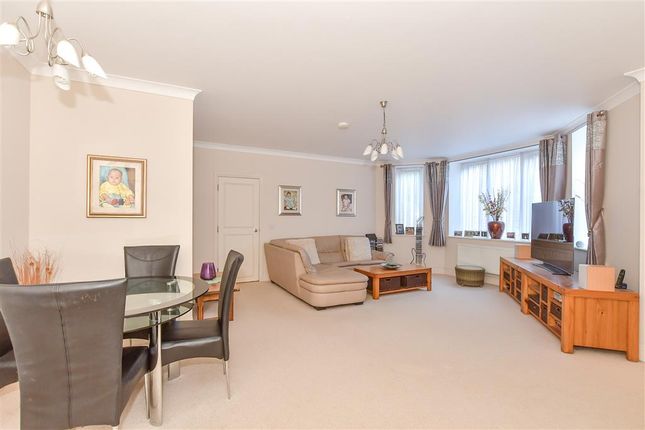 New Dover Road, Canterbury, Kent 1 bed flat for sale